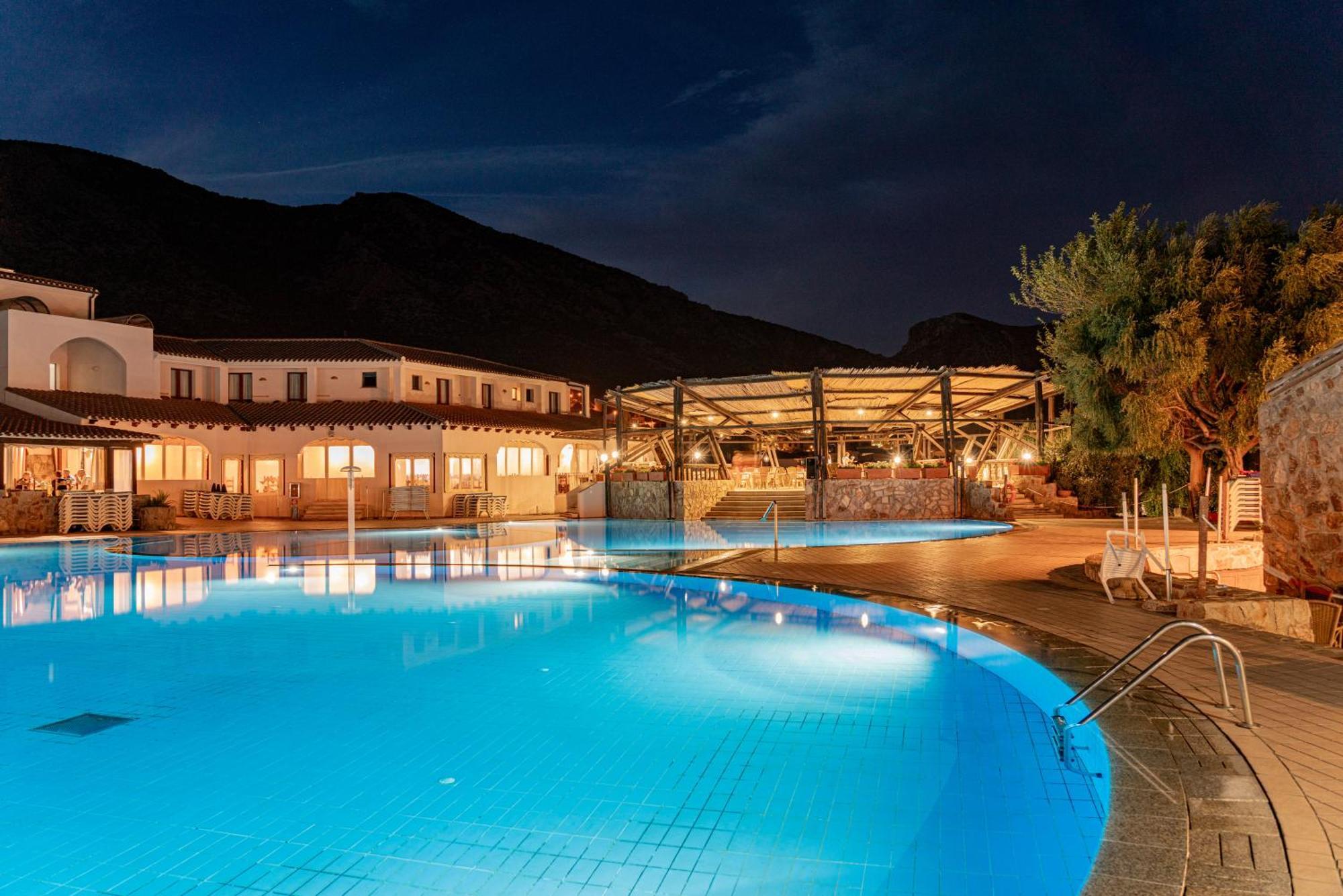 Club Esse Cala Gonone酒店 外观 照片